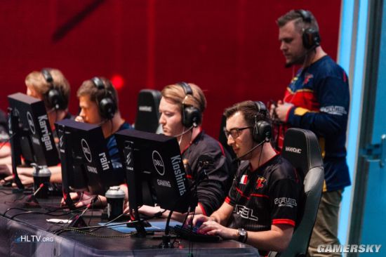 FaZe 在 ESL Pro League 第22赛季中淘汰了 Spirit，晋级半决赛