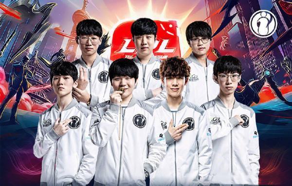 团队之间的实力差距太大了！你认为 LPL 应该减少名额吗？