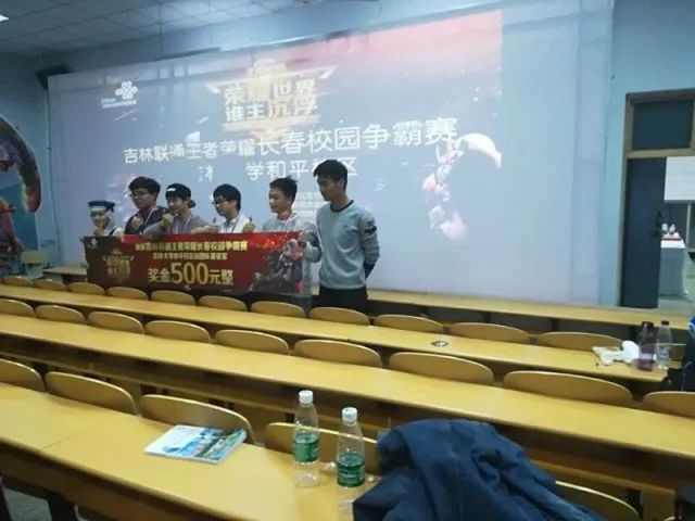 LPL春季季后赛败者组TES vs V5迫近，选手们排位都在练什么？